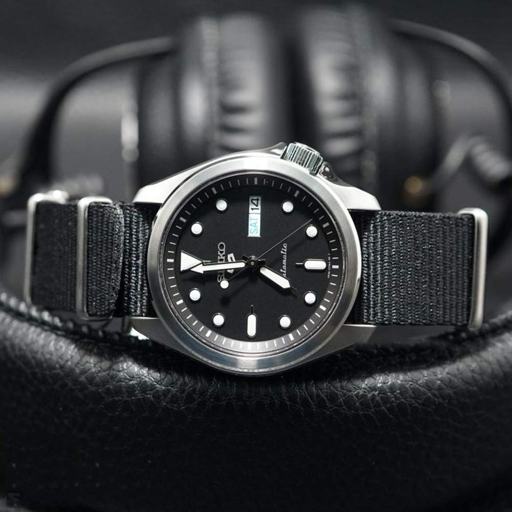 Đồng Hồ Nam Seiko 5 Sport SRPE67K1 Size 40mm , Dây Nato Đen , Máy Cơ