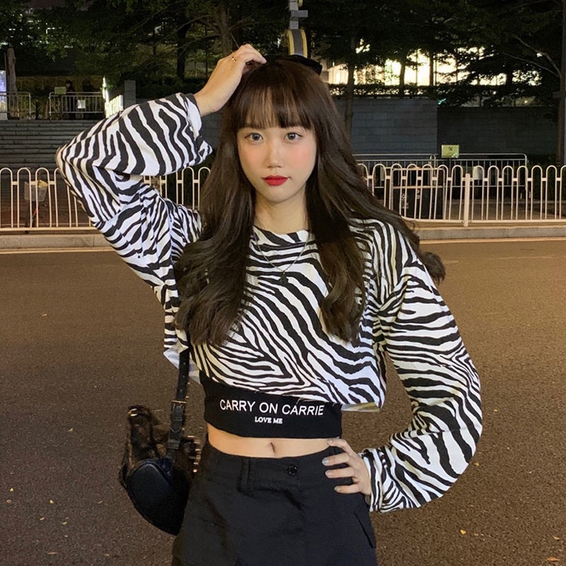 Áo Croptop Tay Dài Dáng Rộng Kẻ Sọc Ngựa Vằn Thời Trang Mùa Thu Cho Nữ