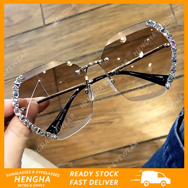 Kính Mát Chống Tia Uv400 Thiết Kế To Bản Thời Trang Cho Nữ