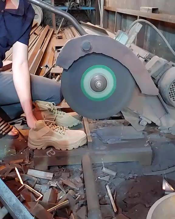 Giày bảo hộ Safety Leader chống đinh, chống trơn trượt, chống dập ngón da bò, cổ cao MS05 | BigBuy360 - bigbuy360.vn