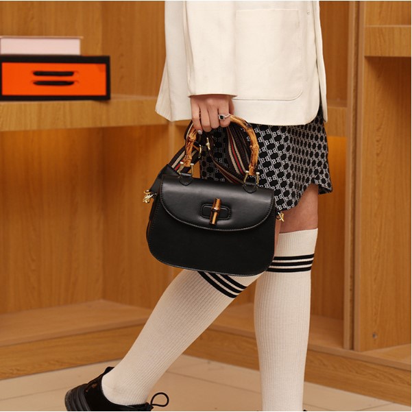 Túi xách nữ đeo chéo giá rẻ đẹp phong cách Hàn Quốc Capucha T161 bamboo 1947