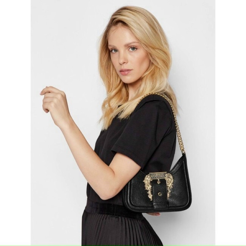 Túi kẹp nách Versace trăng khuyết