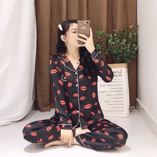 Combo 2 bộ đồ mặc nhà xinh đẹp.