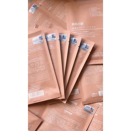 Mặt Nạ Nhau Thai Nhật Bản Hộp 50 Miếng