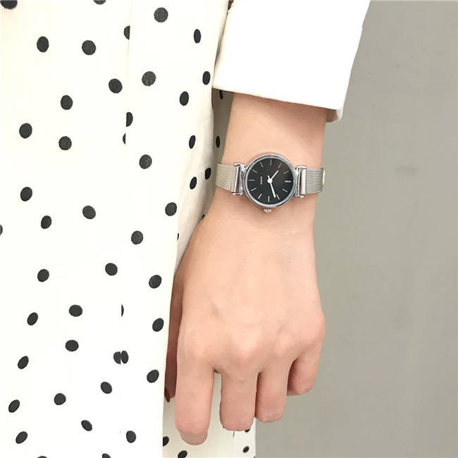 Đồng hồ nhỏ của Pháp Nữ sinh viên Xiaofeng Phiên bản mới của Hàn Quốc của đơn giản tính chất tính retro không thấm nước