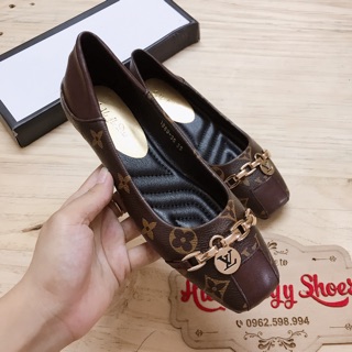 Giày bệt lv đai xích