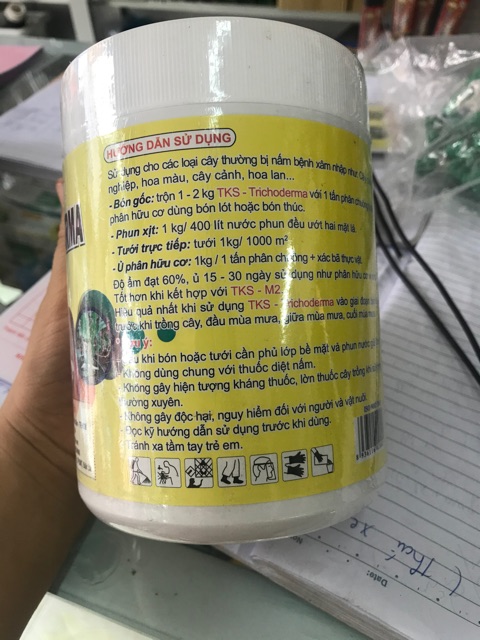 Chế phẩm vi sinh vật TKS-TRICHODERMA- hộp 1kg