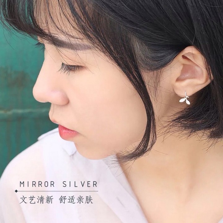 Khuyên tai bạc Gửi thời đẹp đẽ đơn thuần trang sức phụ kiện nữ phong cách Hàn Quốc dễ thương thời trang mới lạ không gỉ