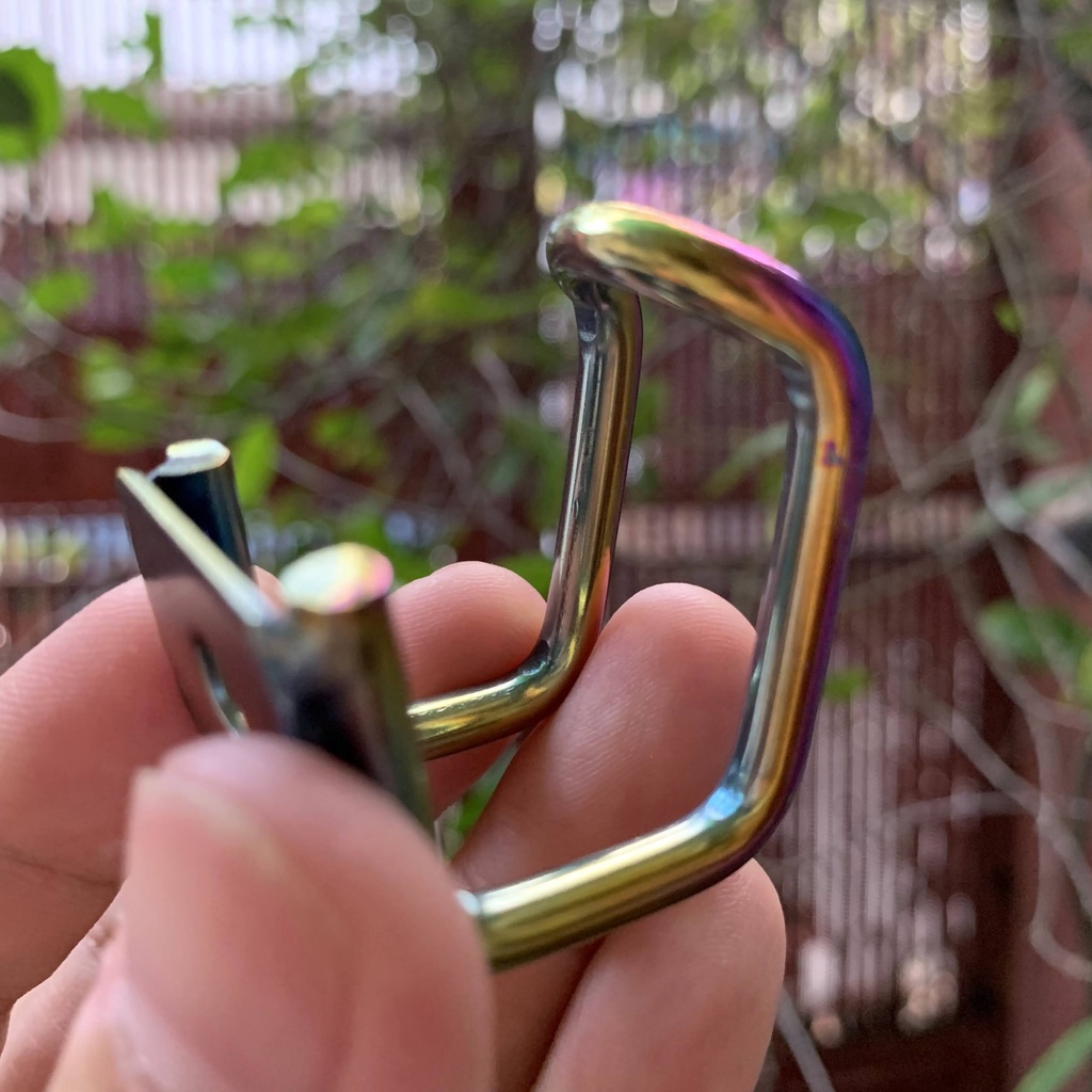 Móc treo đồ xe máy - Móc treo 7 màu - Móc treo đồ xi titan