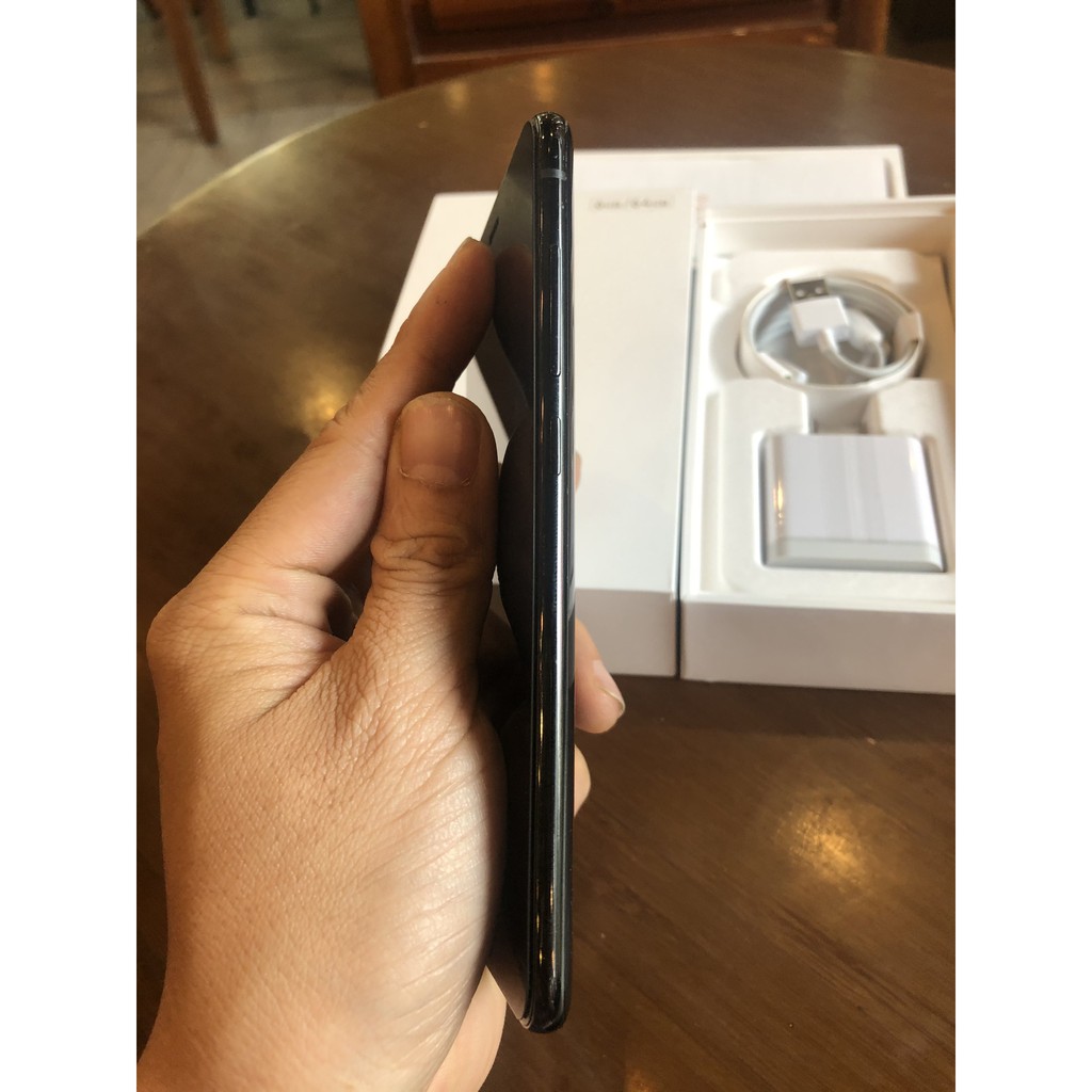 Điện thoại xiaomi mi 6 nguyên hộp ram 6gb bộ nhớ 64gb 2 sim