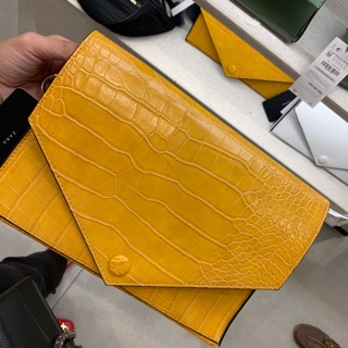 Clutch của zara auth sale lớn