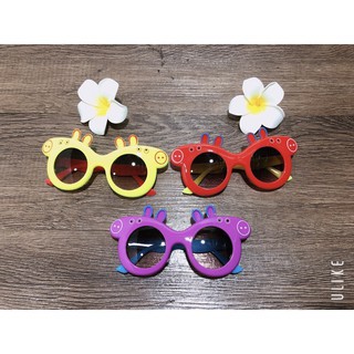 Kính heoGIADUNGTONGKHO1Kính heo pig peppa cho bé, Kính mắt chống tia UV chống nắng cho bé nhiều màu