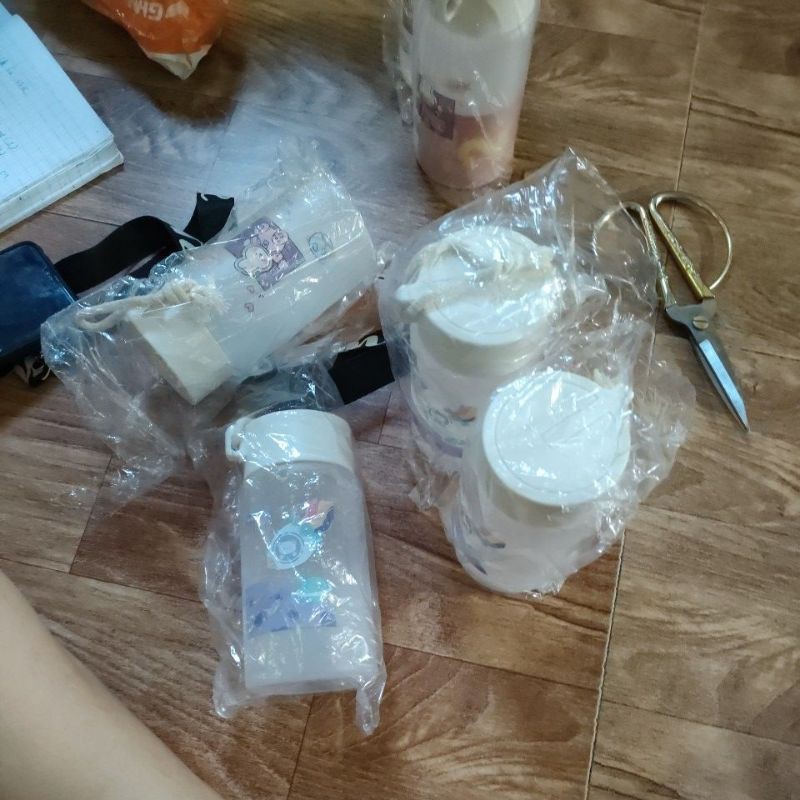 BÌNH NƯỚC CUTE