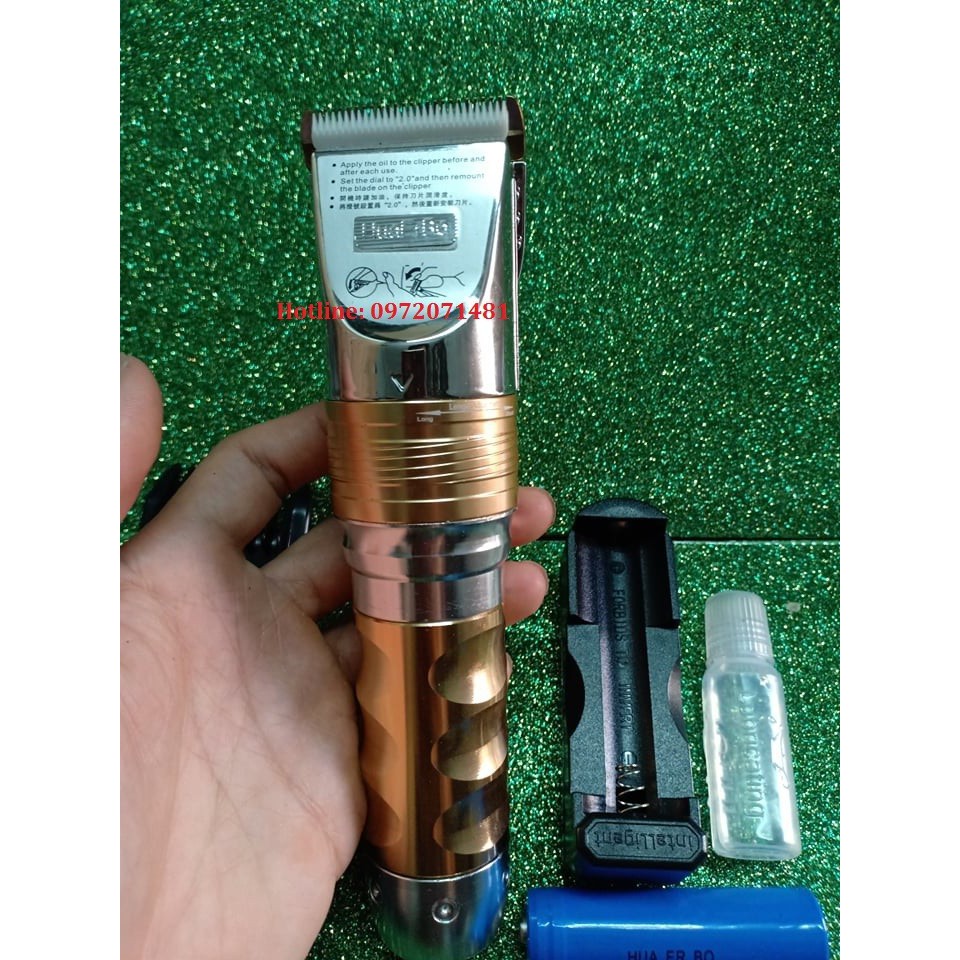Tông đơ cắt tóc 2 pin cao cấp HUAERBO F10