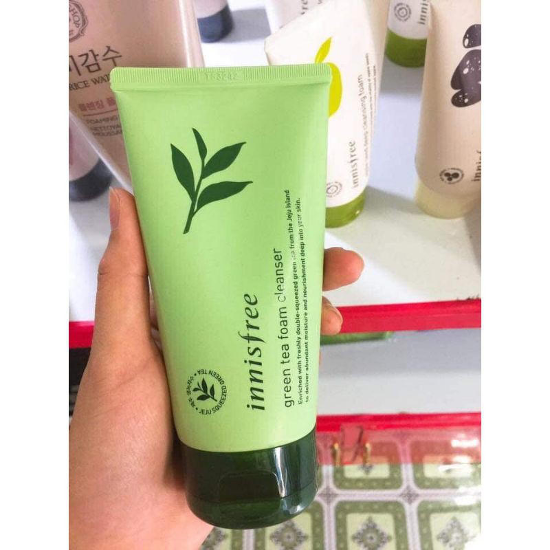 SỮA RỬA MẶT TRÀ XANH GREEN TEA CLEANSING FOAM