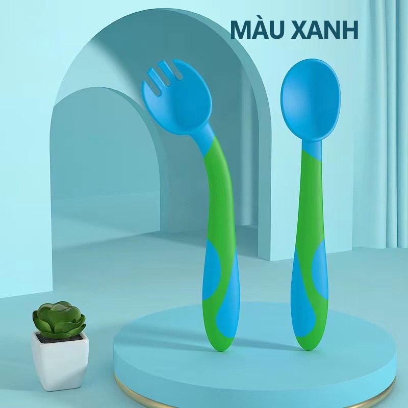 Thìa ăn dặm bẻ cong cho bé tập ăn tập xúc cao cấp MISUTA (sét 2 chi tiết)- Shop Mẹ Khoai