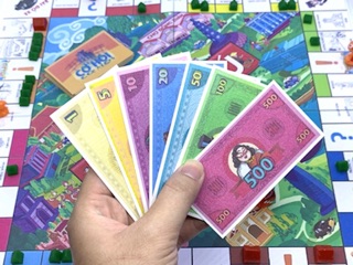 Cờ tỷ phú Monopoly đã ép plastic