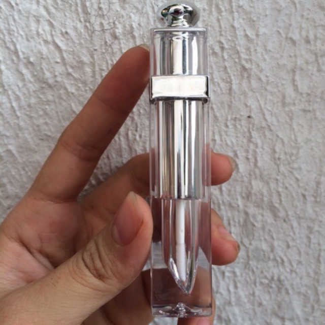 300 vỏ son kem queen