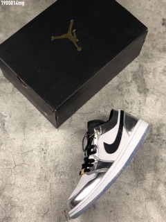 Giày Nike air Jordan 1