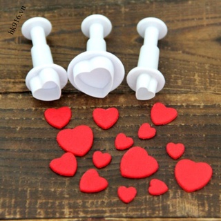 3 Khuôn Bánh Hình Trái Tim Bằng Nhựa