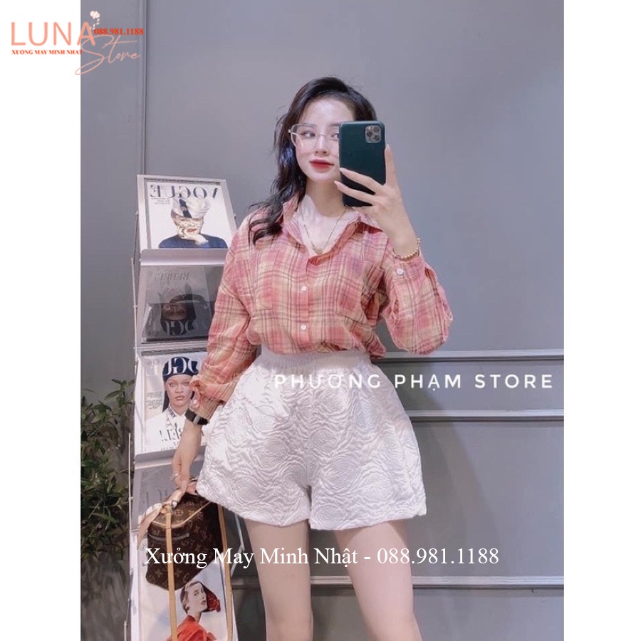 Quần đùi nữ ống rộng cạp chun lưng thun cao co giãn màu Đen Trắng - Quần xốp phồng nữ in hoa nổi dập ly 3D đi biển ở nhà