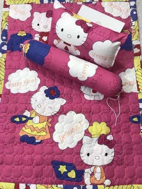Bộ chăn gối cho bé
