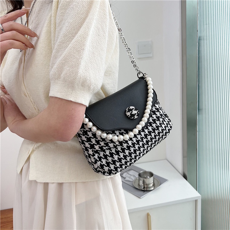 Túi Xách Đeo Vai Cỡ Nhỏ 2022 Họa Tiết Hình Thoi Đính Ngọc Trai Thời Trang Sang Trọng Cho Nữ