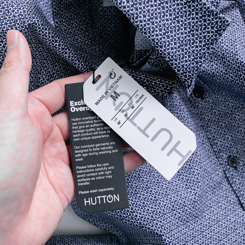 Áo sơ mi nam dài tay màu than, hoạ tiết nhí đen HUTTON Cổ bẻ, đủ size