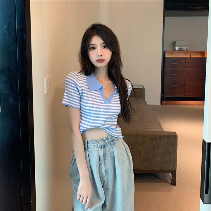 Áo Croptop Dệt Kim Tay Ngắn Cổ Chữ V Họa Tiết Kẻ Sọc Màu Sắc Tương Phản Thời Trang Mùa Hè Cho Nữ