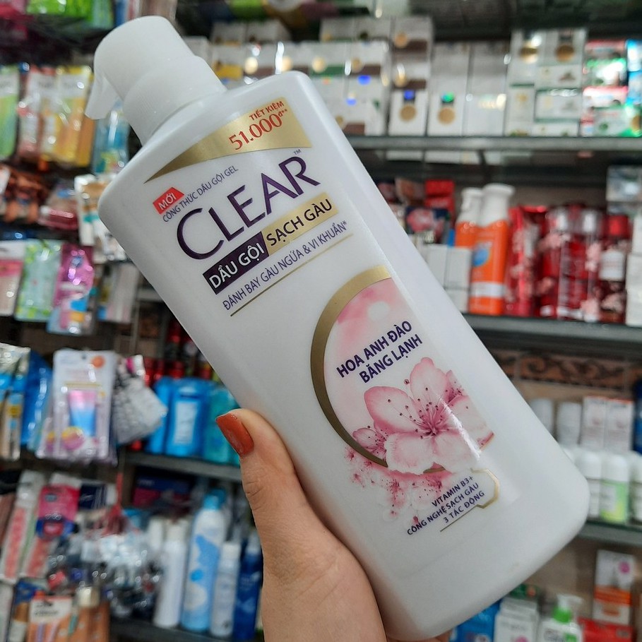 Dầu Gội Clear Hoa Anh Đào 630g (618ml)