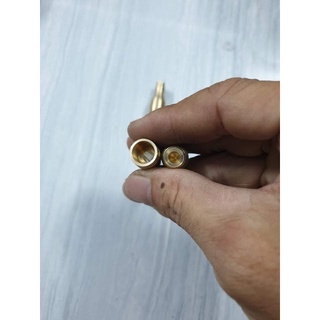 Trụ đồng lồng bẩy