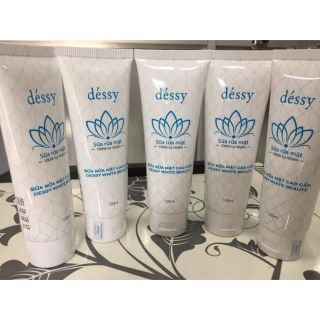 Sữa rửa mặt Dessy