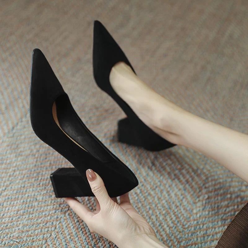 Giày Cao Gót Mũi Nhọn Gót Dày Màu Đen size 34 Thời Trang Mùa Xuân Cho Nữ