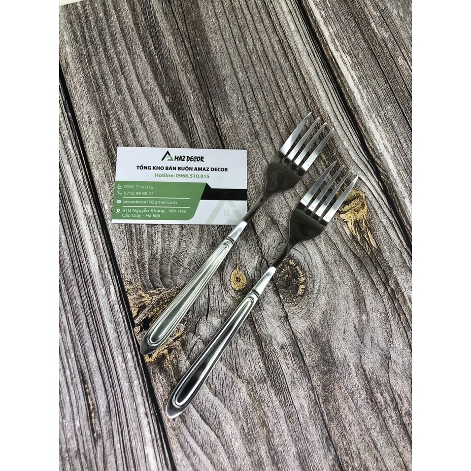 Dĩa inox 8823 bít tết đồ Âu kiểu dáng sang trọng mang phong cách hiện đại dày bền đẹp tiện lợi