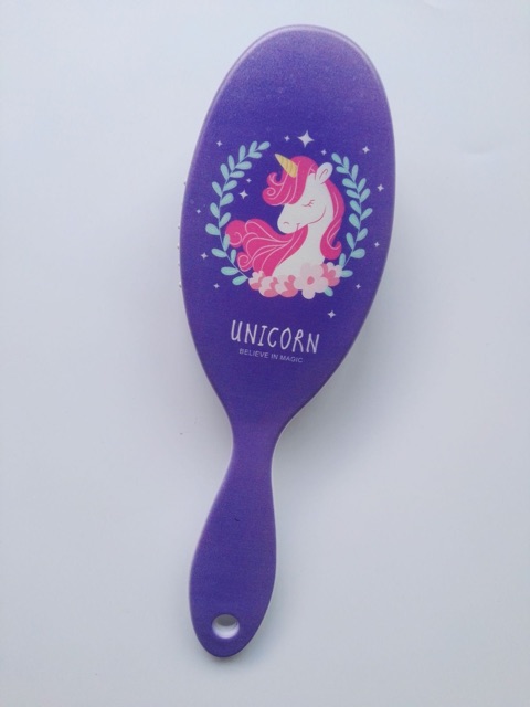 Lược gai nhựa hỗ trợ chải cúp tóc khi sấy hình unicorn siêu cute 🦄