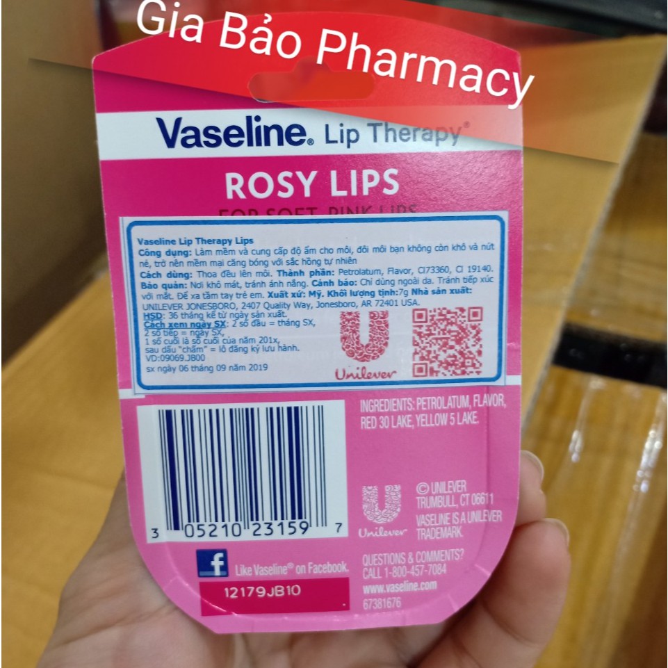 Dưỡng ẩm môi VASELINE ROSY LIPS cho môi hồng không nứt nẻ