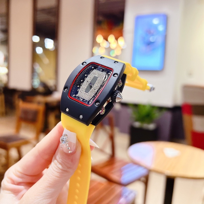 Đồng hồ nữ Dannilu phong cách thể thao size 38mm