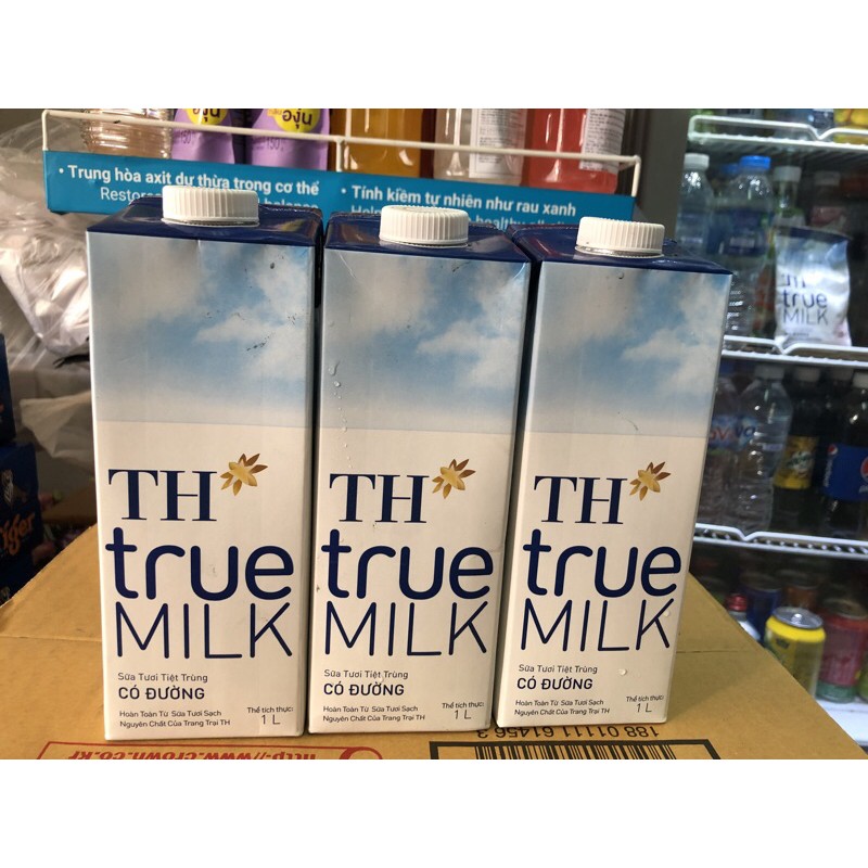 Sữa tươi tiệt trùng TH True Milk có đường Hộp 1L