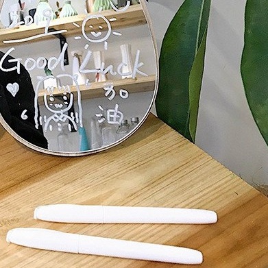 Bút viết lên gương, bề mặt kính, mực màu trắng dễ tẩy xoá BeeGo