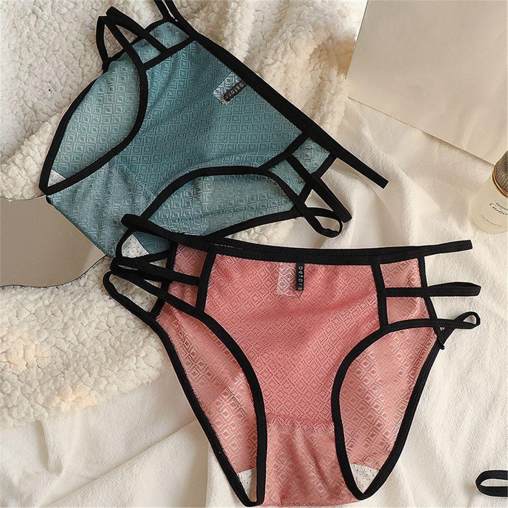 Lay Quần Lót Khoét Rỗng Lưng Vừa Gợi Cảm