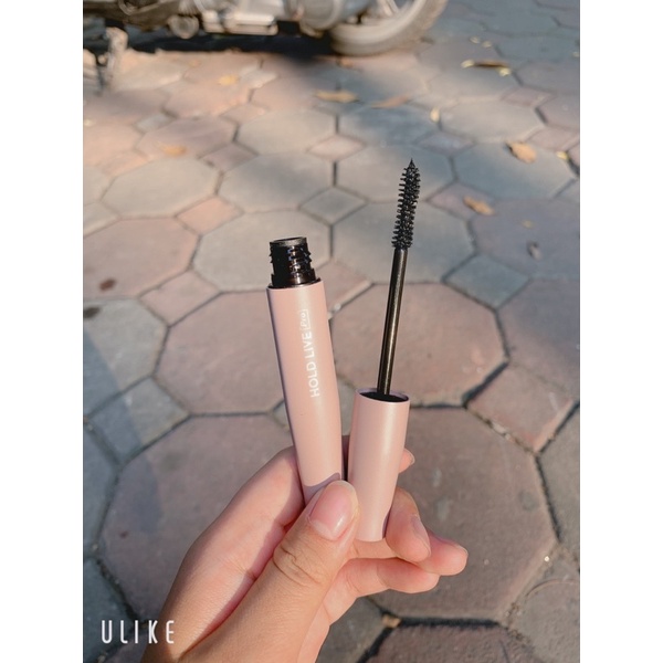 MASCARA CHỐNG NƯỚC HOLD LIVE PRO