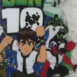Hình ủi Ben 10 thách thức kẻ thù