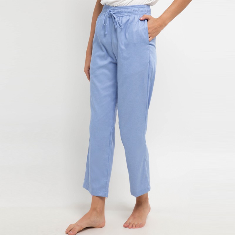 Quần Dài Màu Xanh Nhạt Kiểu Dáng Trẻ Trung Năng Động | BigBuy360 - bigbuy360.vn