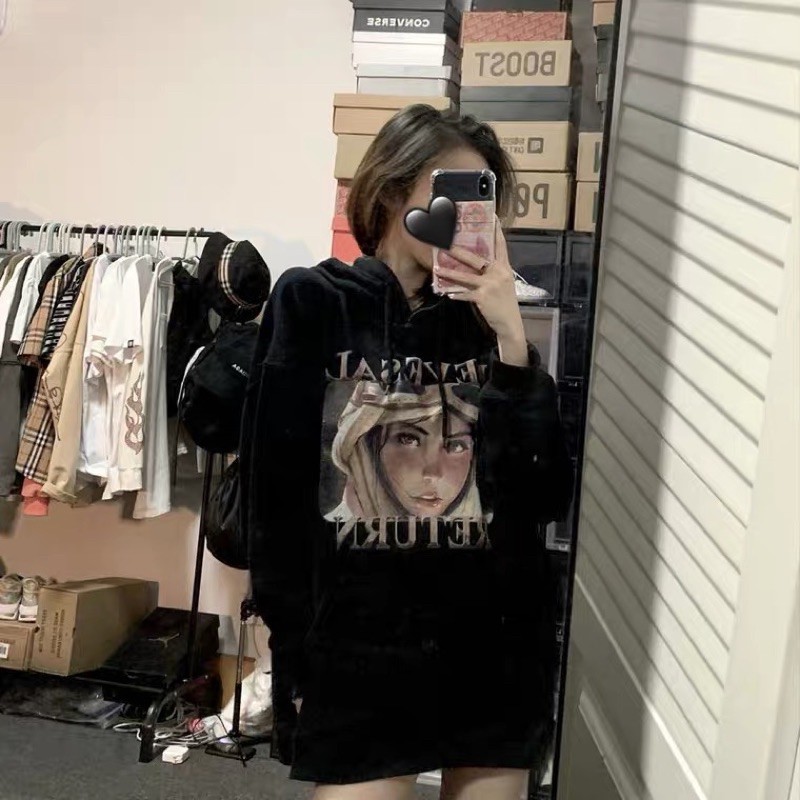 [Order Taobao] Hoodie đen in hình cô gái, chữ sau lưng