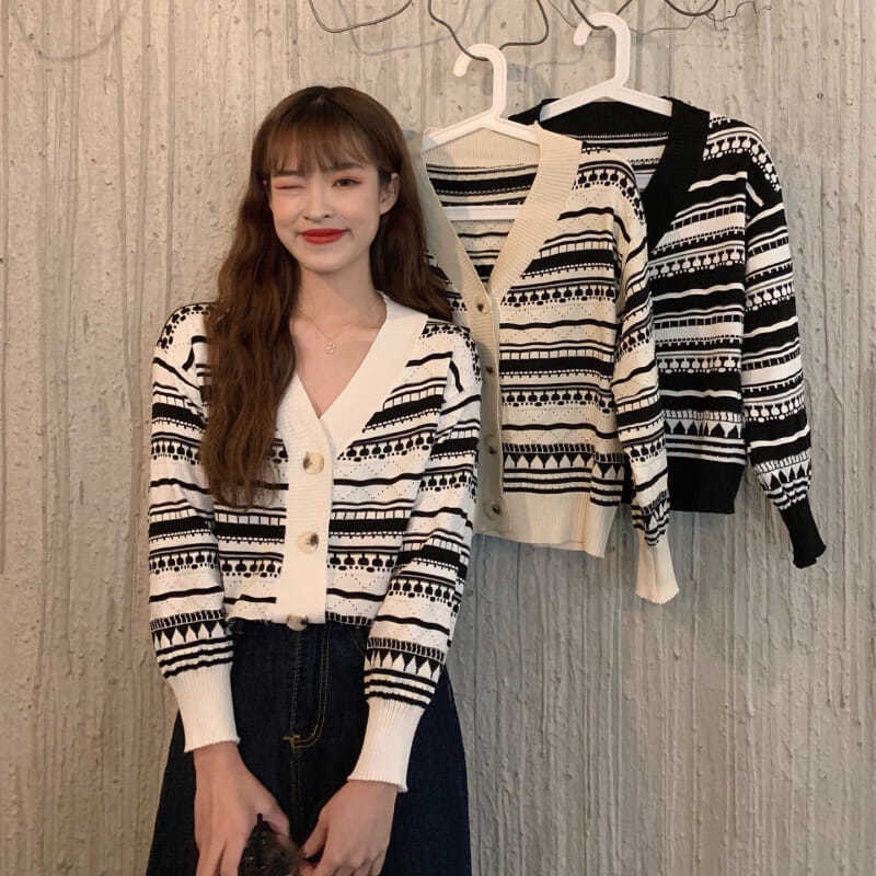 Áo cardigan Dệt Kim Mỏng Dáng Rộng Cổ Chữ V Kẻ Sọc Thời Trang Thu Đông Hàn Quốc Mới