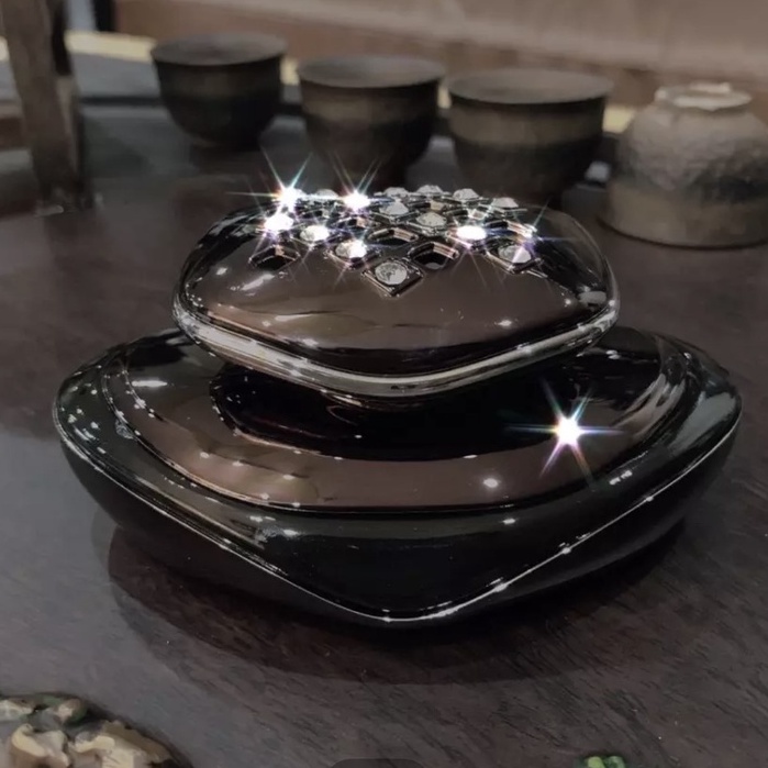 Nước Hoa Ô Tô Đính Đá Car Perfume - Mùi Thơm Mát, Nước Hoa Trang Trí Taplo Xe Hơi Cao Cấp - Mẫu Nắp Lồi