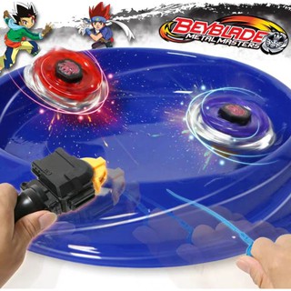 giá sale - set 4 con quay Beyblade kèm bàn đấu loại đẹp ( ảnh thật )