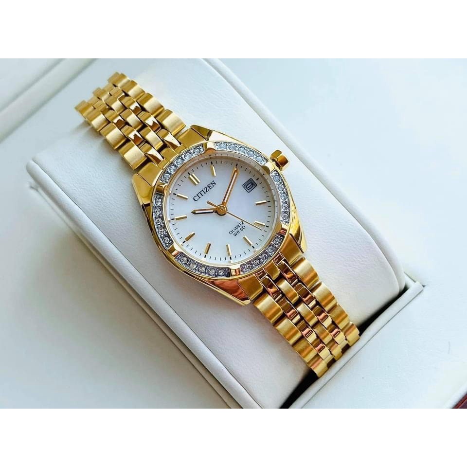 Đồng hồ nữ Citizen EU6062-50D - Màu vàng gold sang trọng bắt mắt