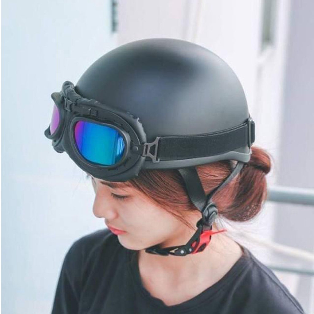Mũ 1/2 Đen Trơn Tặng Kèm Lưỡi Trai - Nhựa ABS Dẻo, Độ Bền Cao