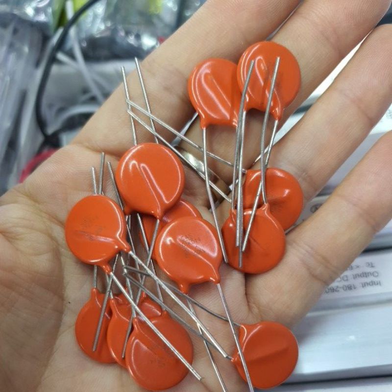 2 con tụ bảo vệ điện áp 110v 201-14D